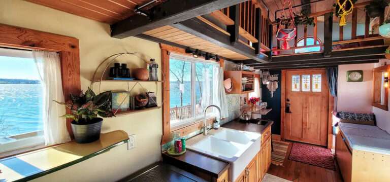 Bless This Tiny House 267 Sqft Dream Tiny Living