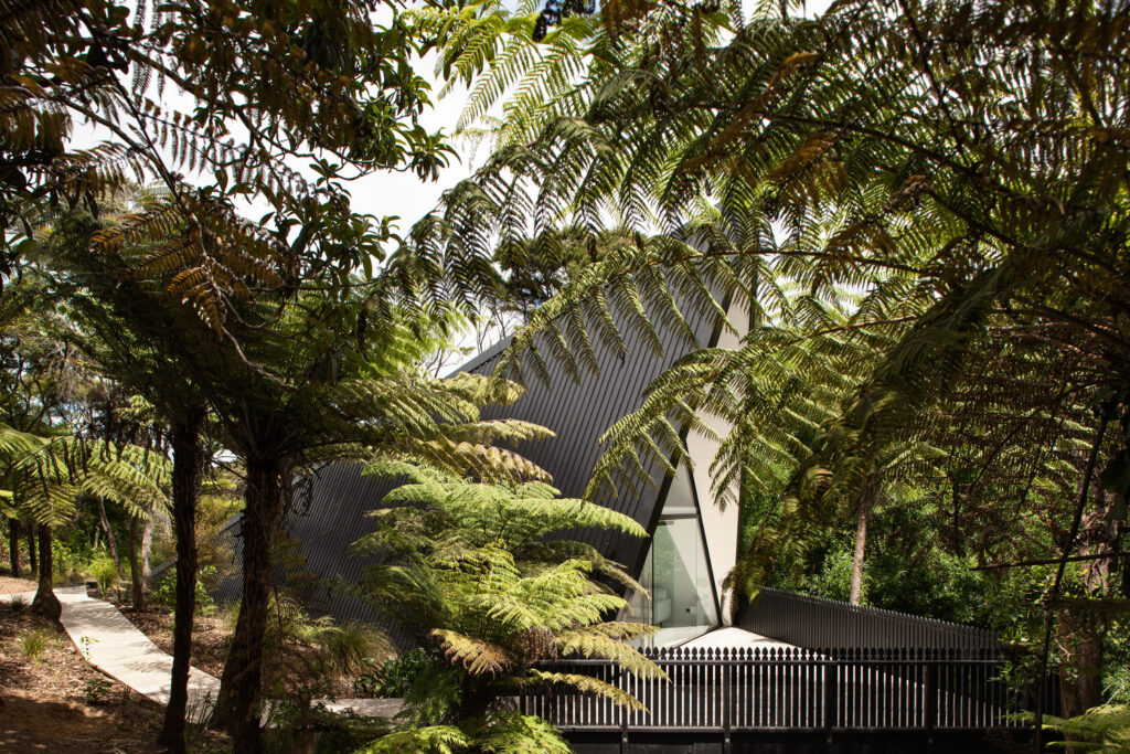 Tent House In New Zealand 17 2