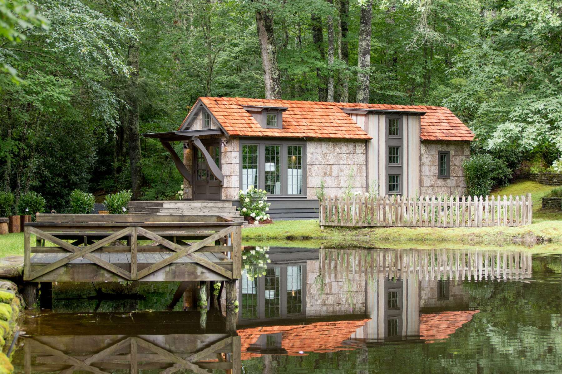 World's Most Beautiful Tiny Cottage Low Country - Dream Tiny Living