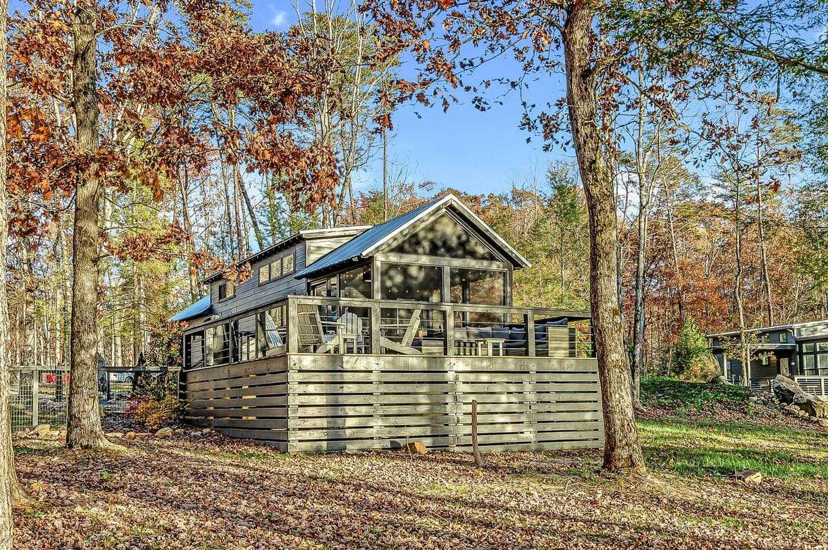 Absolutely Fabulous Mini Pearl Tiny House - Dream Tiny Living