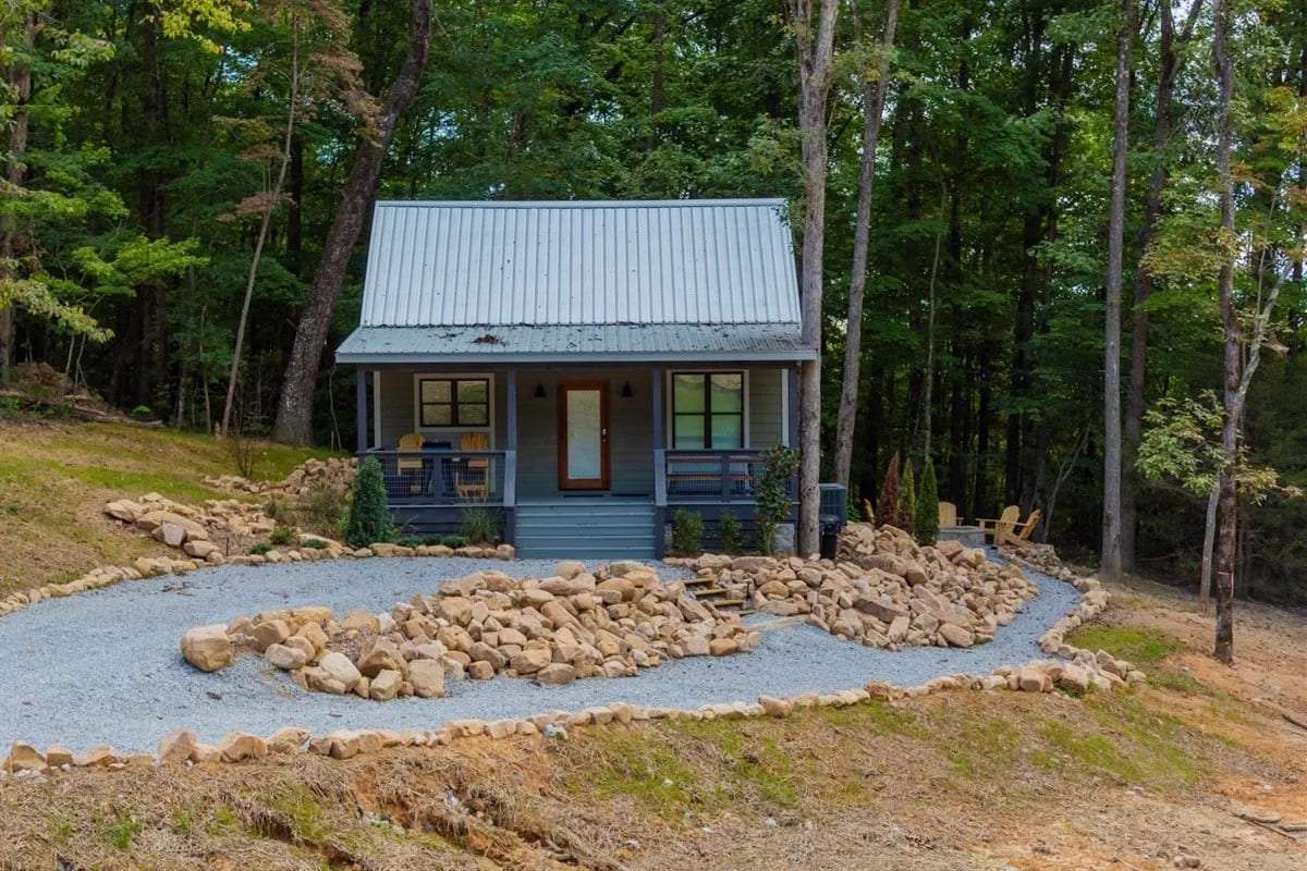 Wonderful Small Home at The Retreat at Water's Edge - Dream Tiny Living