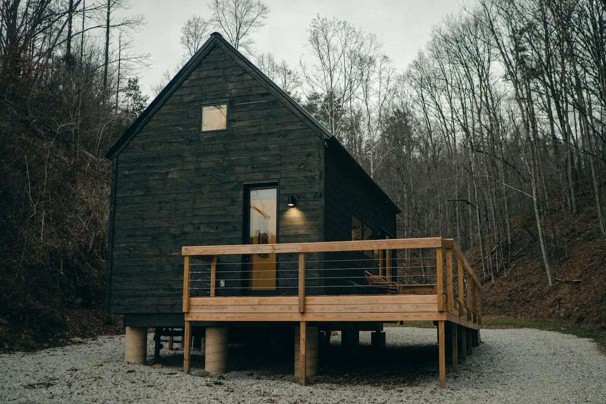 Modern Tiny Cabin Nestled on 40 Acres with Hot Tub - Dream Tiny Living