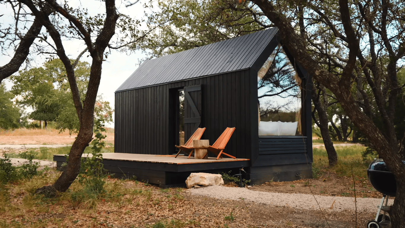 Tiny House Cabin 160 Sqft