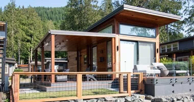 Modern Tiny Home Next to Lake Whatcom