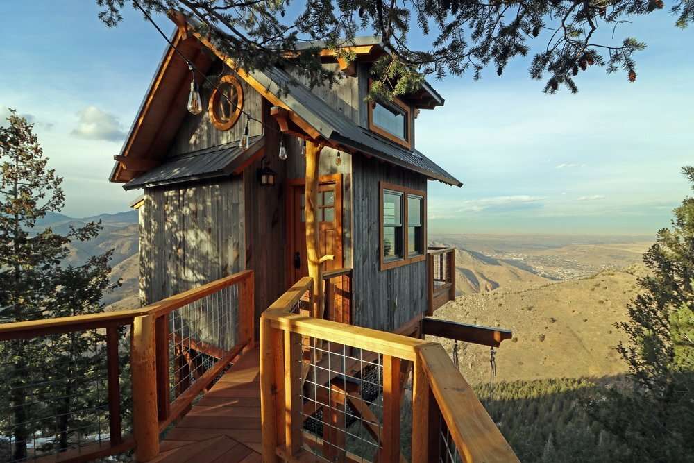 The Lookout Tiny Mountain House