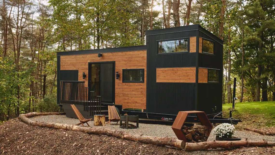 Sowilo Maple Tiny House on Wheels